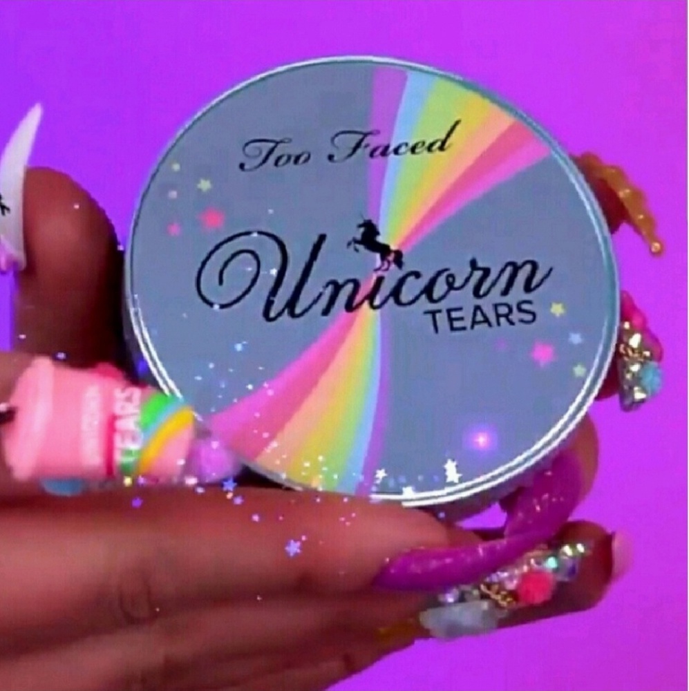 Too Faced bronzer unicorn tears